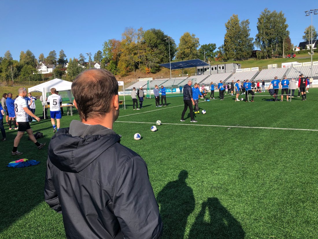 0E934B5B-D460-4F5B-8628-C572F3053483